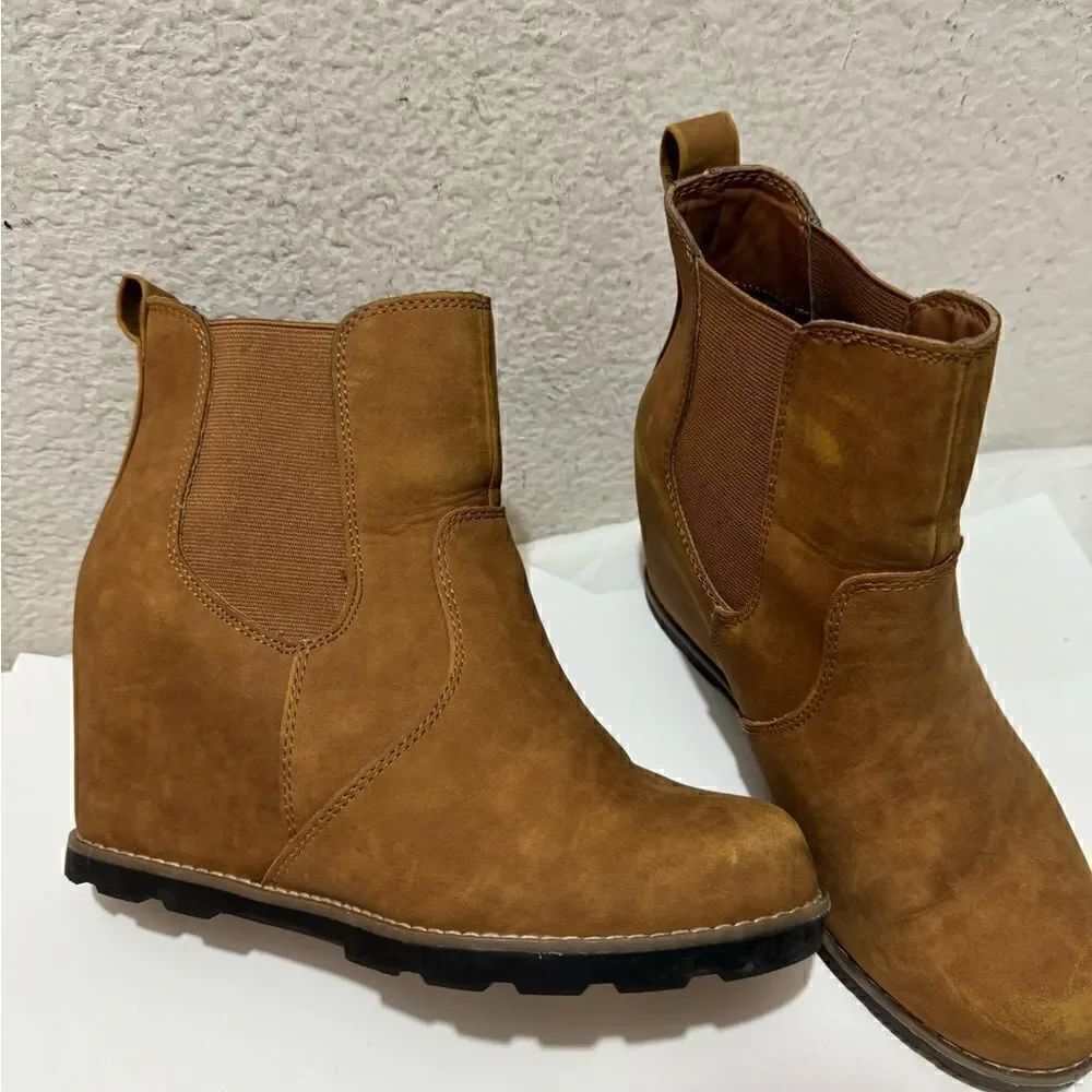 Universal Thread wedge boot tan size 7 - Picture 3 of 8